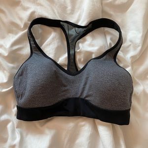 SIZE 4 LULULEMON SPORTS BRA